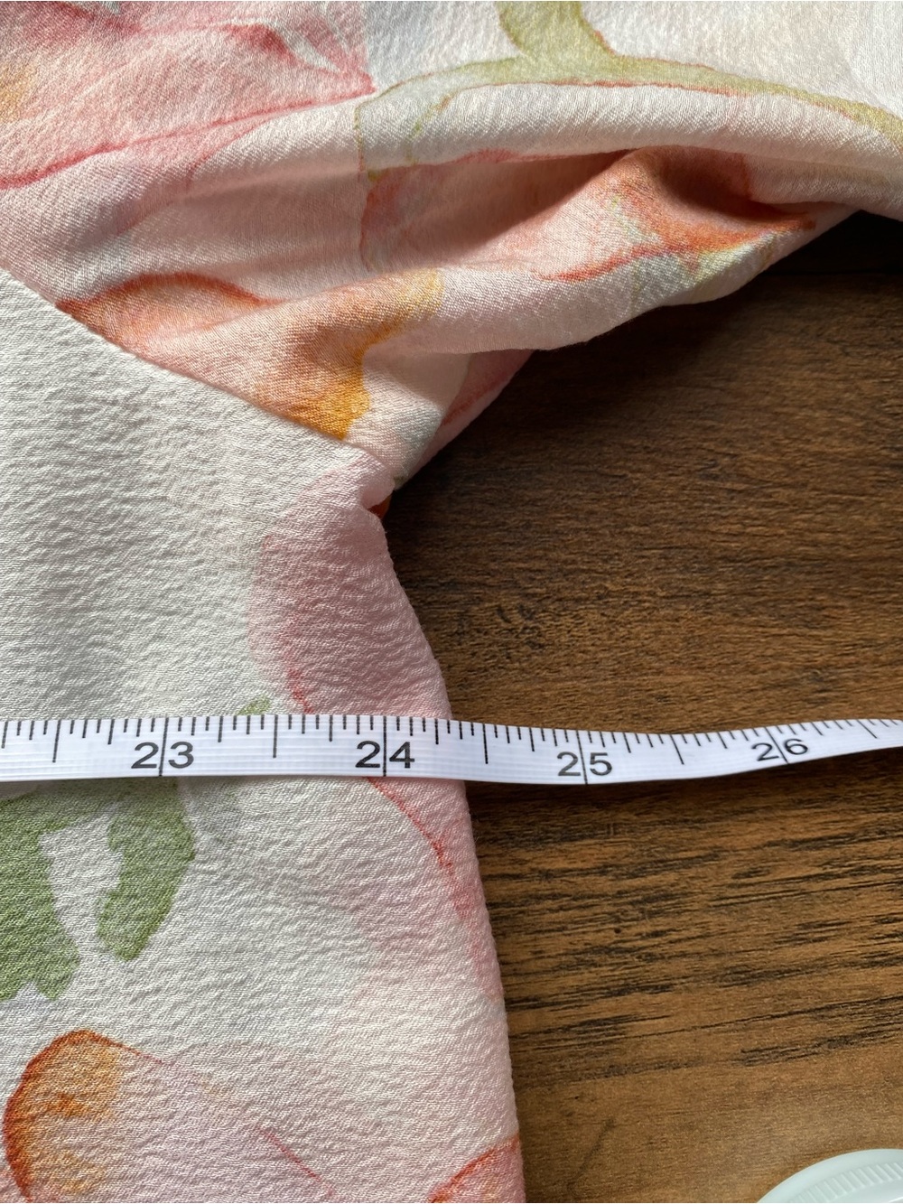 H&M Floral Watercolor Button-Down Shirt in Peach & Green - Picture 6 of 7